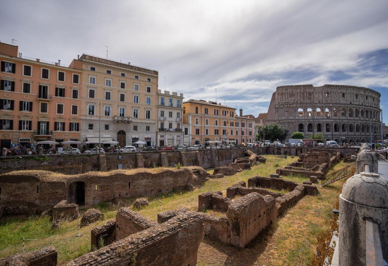 Colosseo Luxe Apartment In The Center Of Roma Dış mekan fotoğraf