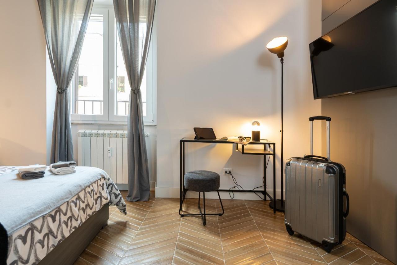 Colosseo Luxe Apartment In The Center Of Roma Dış mekan fotoğraf