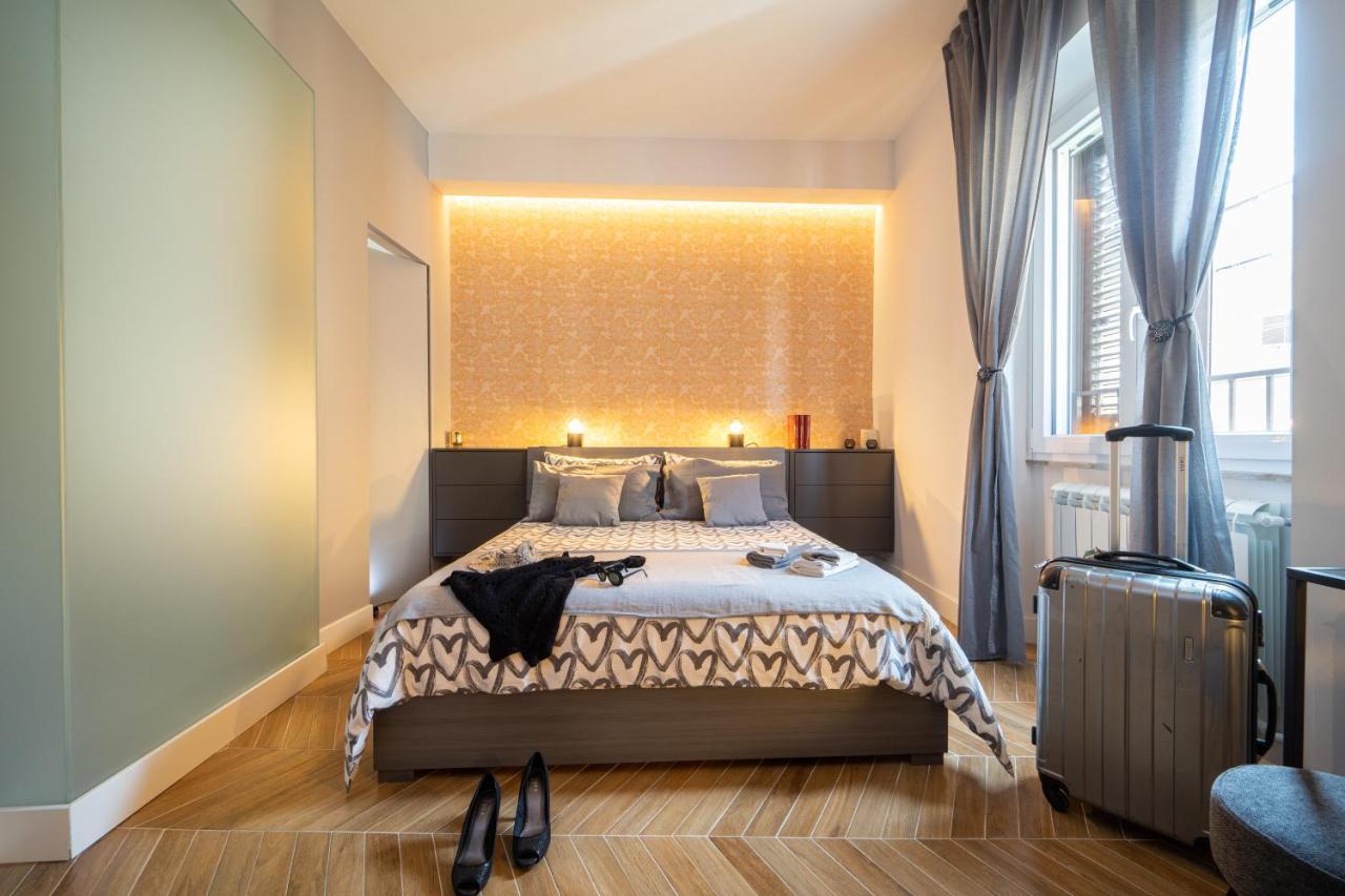 Colosseo Luxe Apartment In The Center Of Roma Dış mekan fotoğraf