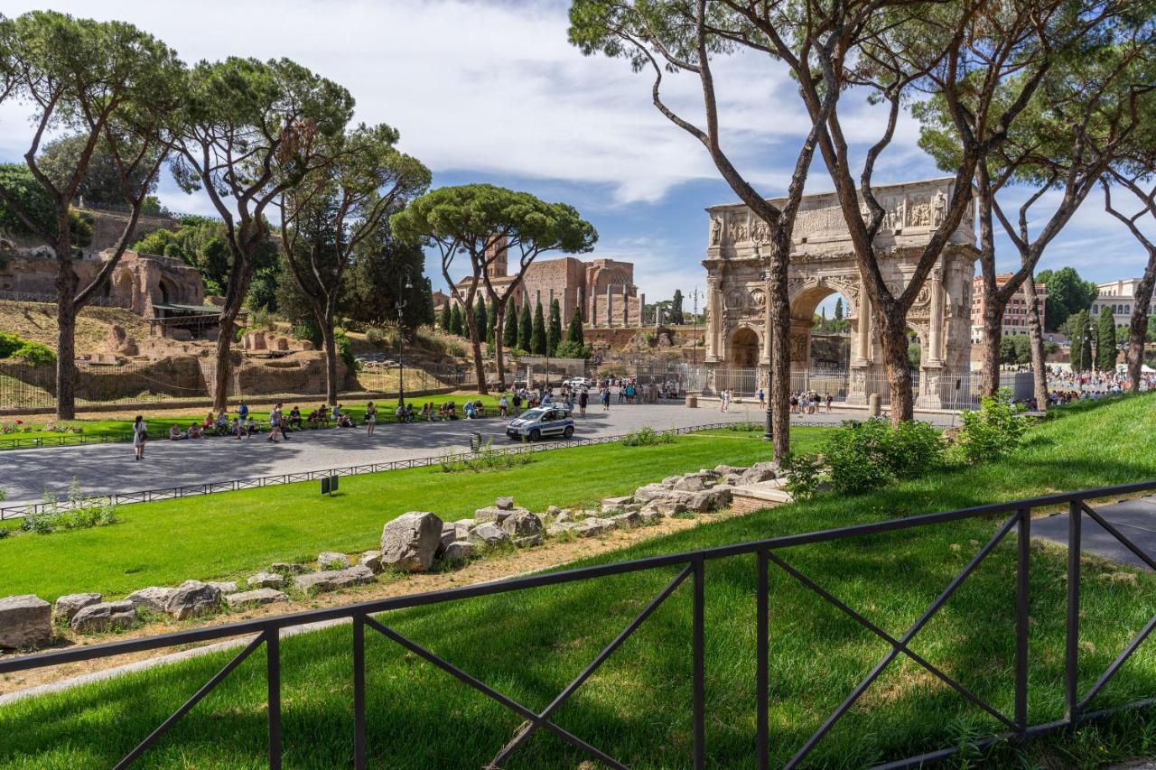 Colosseo Luxe Apartment In The Center Of Roma Dış mekan fotoğraf