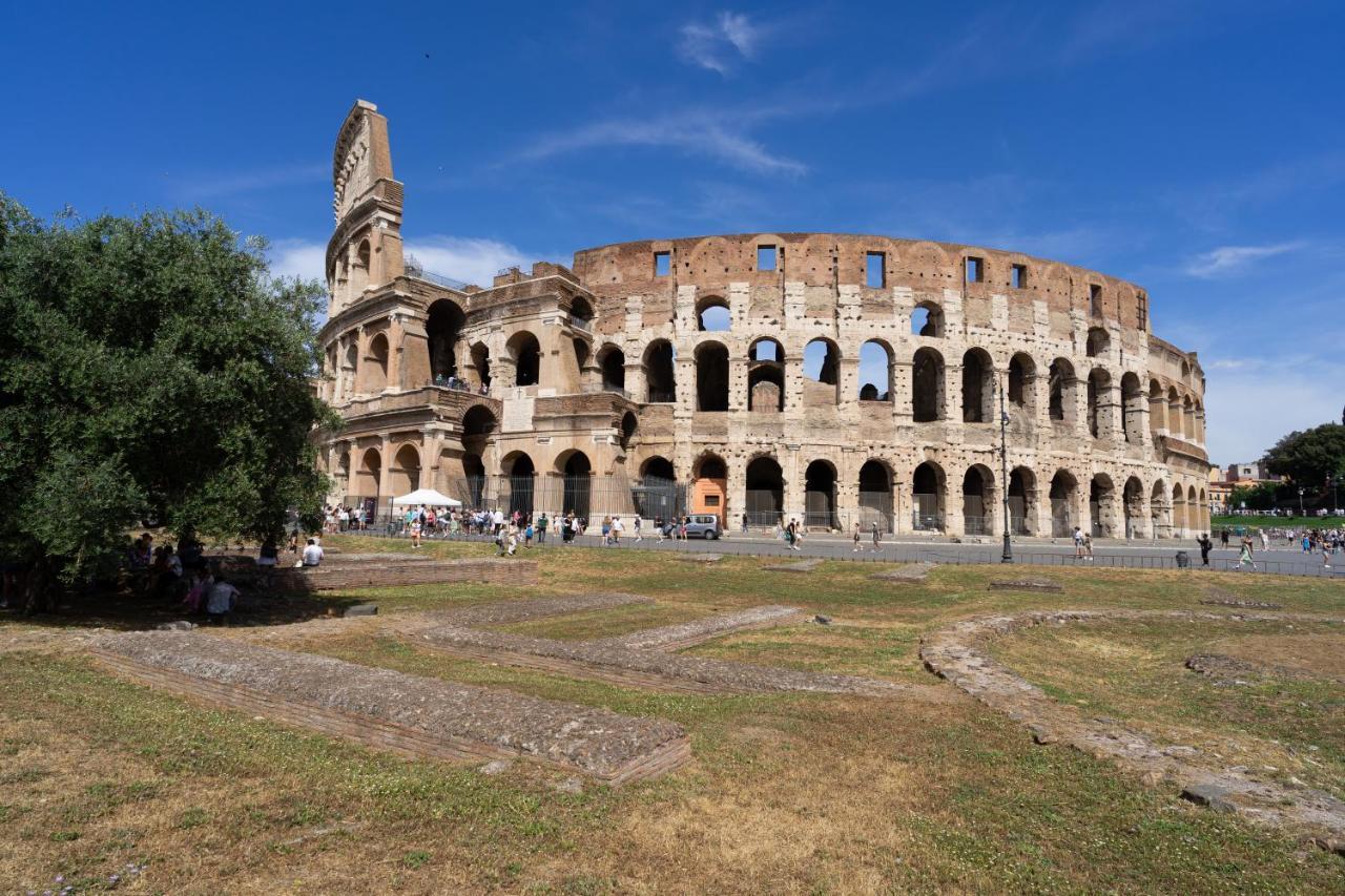 Colosseo Luxe Apartment In The Center Of Roma Dış mekan fotoğraf