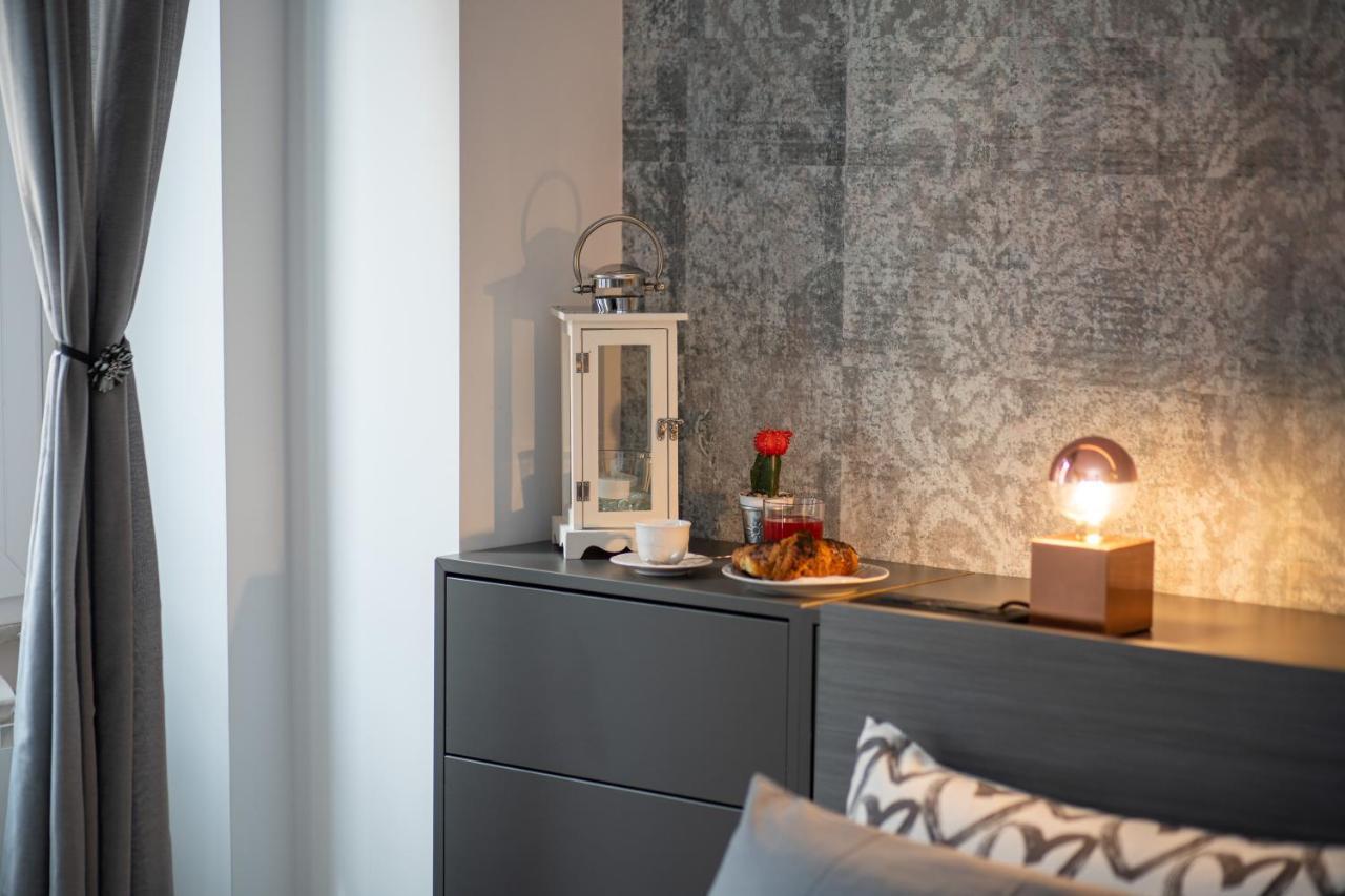 Colosseo Luxe Apartment In The Center Of Roma Dış mekan fotoğraf