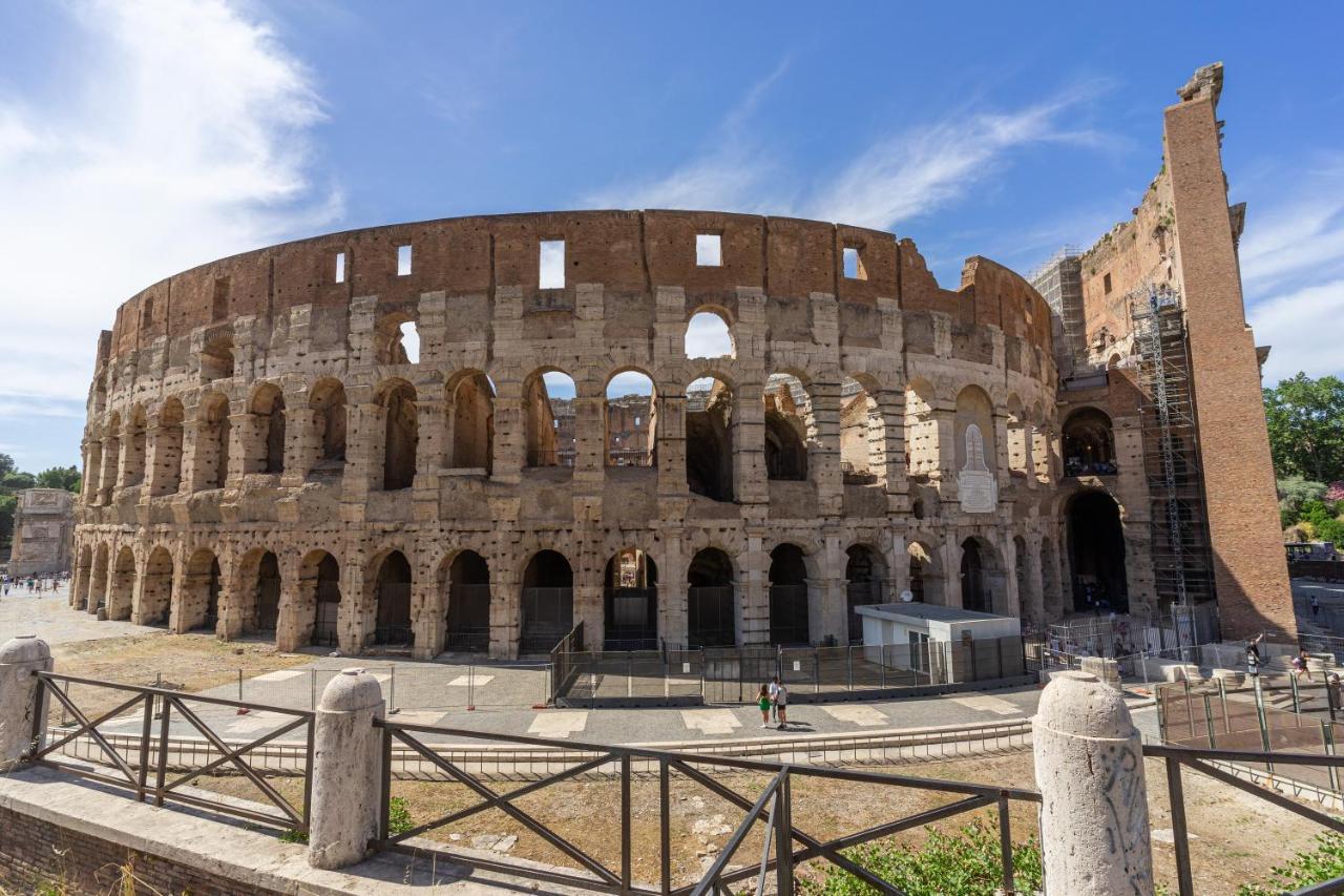 Colosseo Luxe Apartment In The Center Of Roma Dış mekan fotoğraf